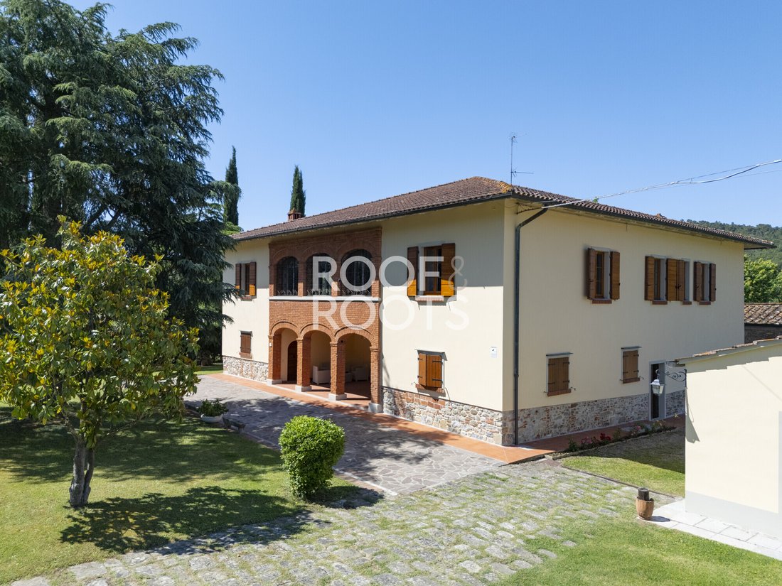 Villa in Laterina Pergine Valdarno, Tuscany, Italy 1 - 18199203