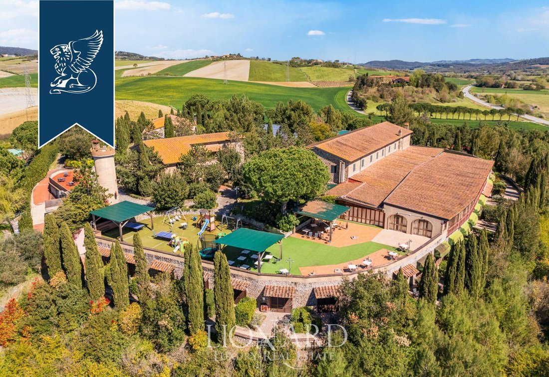 Villa in Montecatini Val di Cecina, Tuscany, Italy 3 - 18205825