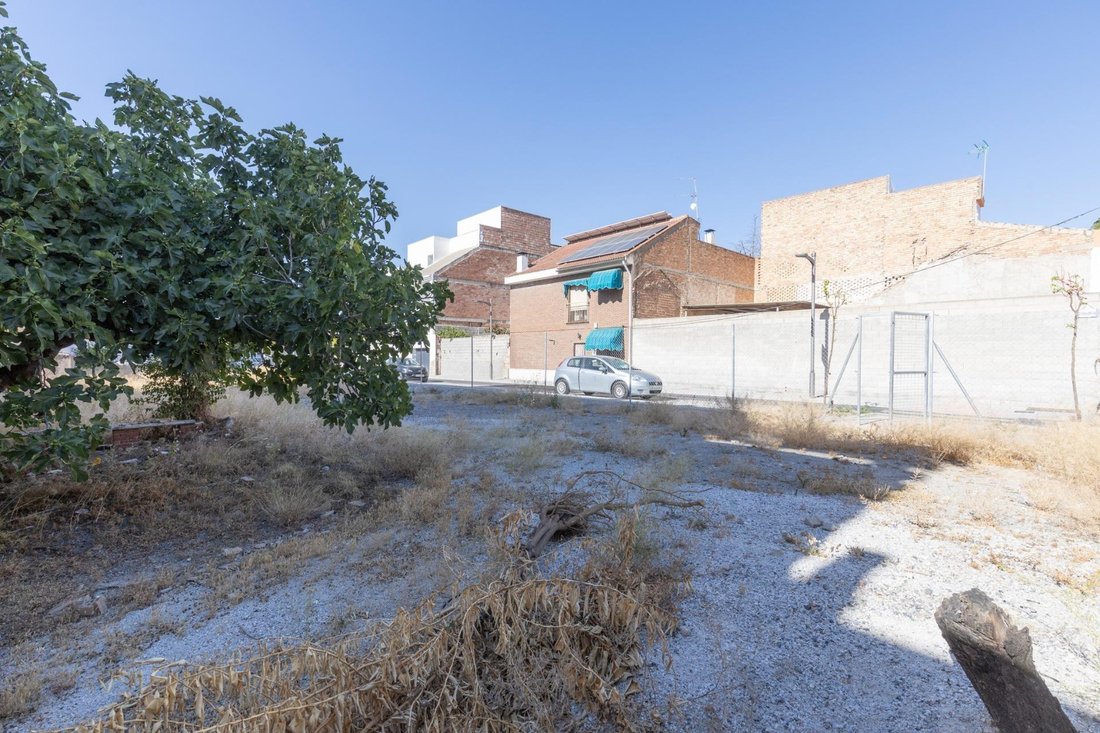 Land in Churriana de la Vega, Andalusia, Spain 2 - 18204626