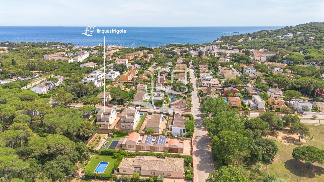 Villa in Calella de Palafrugell, Palafrugell, Catalonia 3 - 17127134