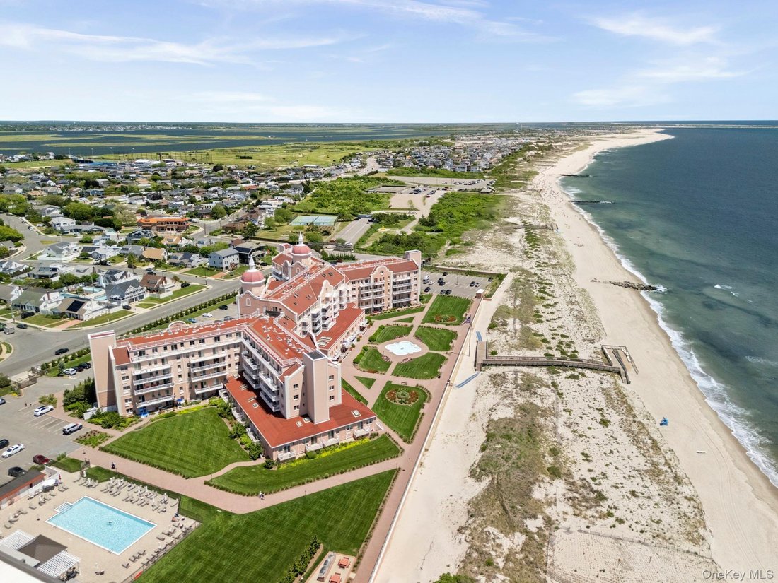 Condo in Long Beach, New York, United States 2 - 18205593