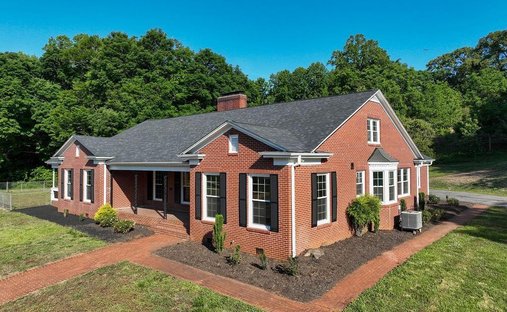 House in North Wilkesboro, North Carolina, United States 1