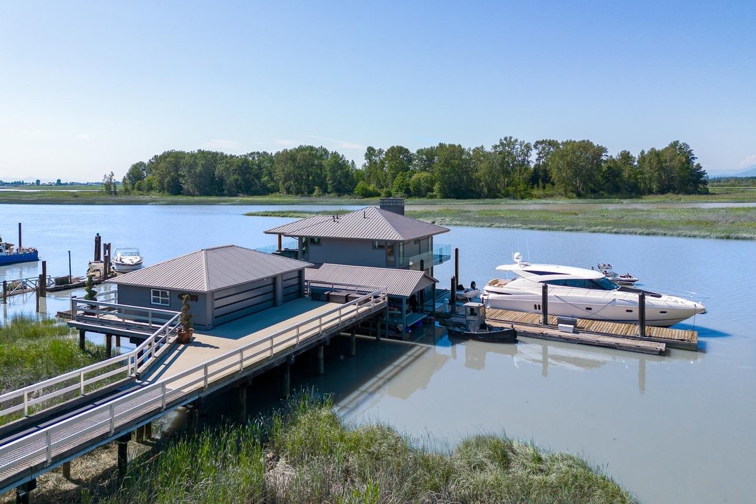 House in Delta, British Columbia, Canada 1 - 18205609
