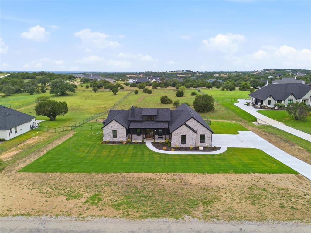 House in Weatherford, Texas, United States 1 - 18200489