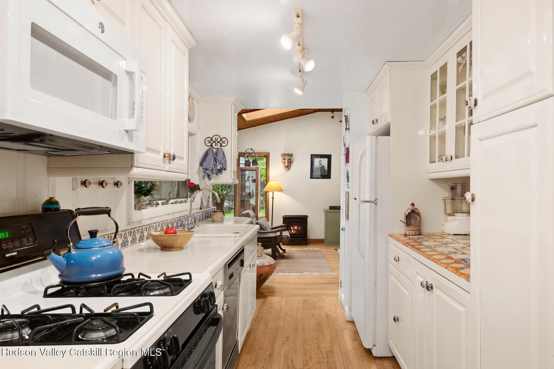 House in Woodstock, New York, United States 4 - 18205480