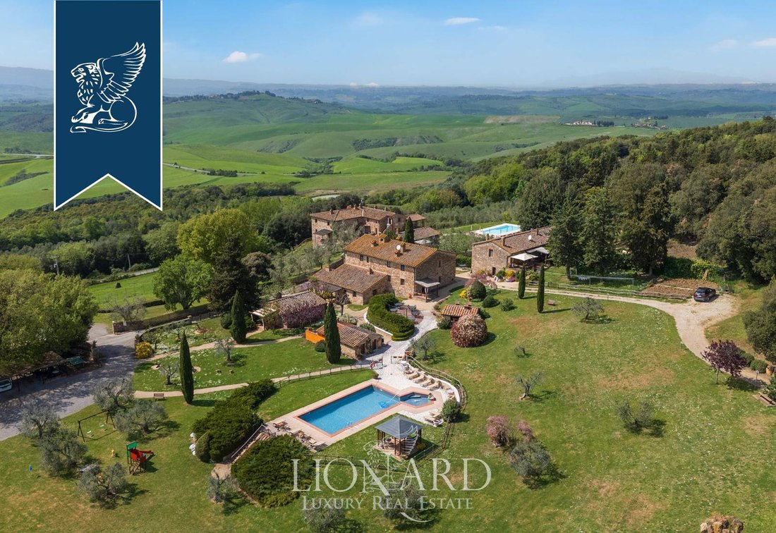 Villa in Volterra, Tuscany, Italy 2 - 18205828