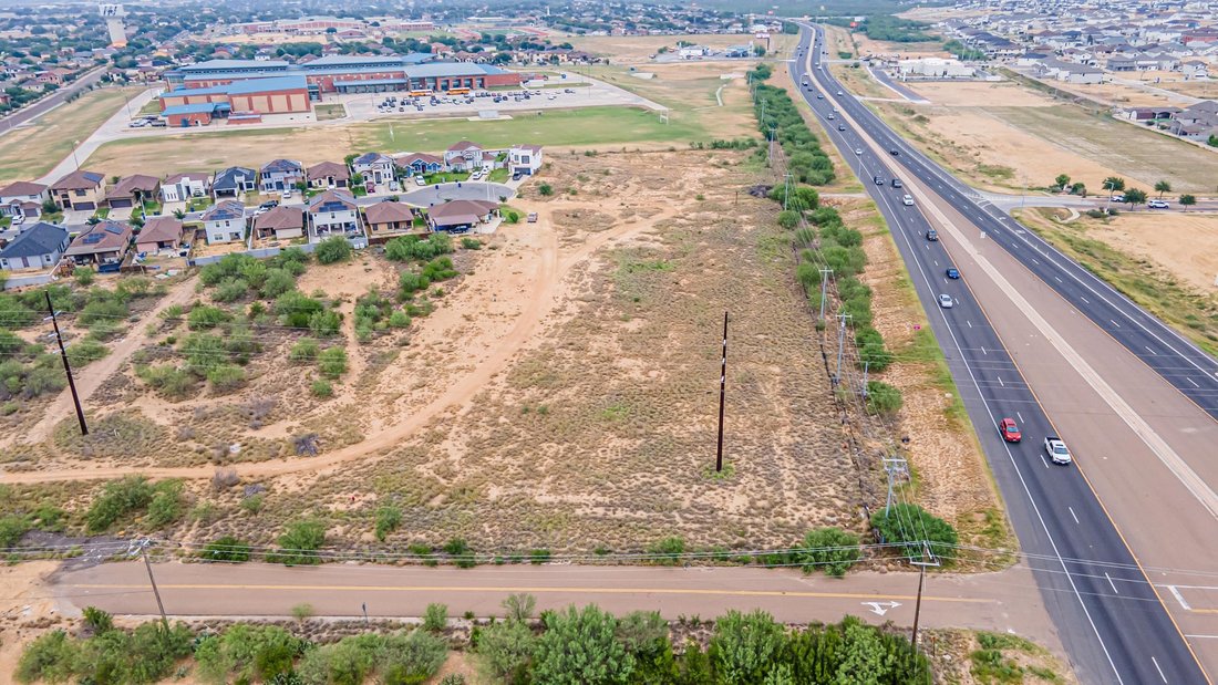 Land in Laredo, Texas, United States 4 - 18204045