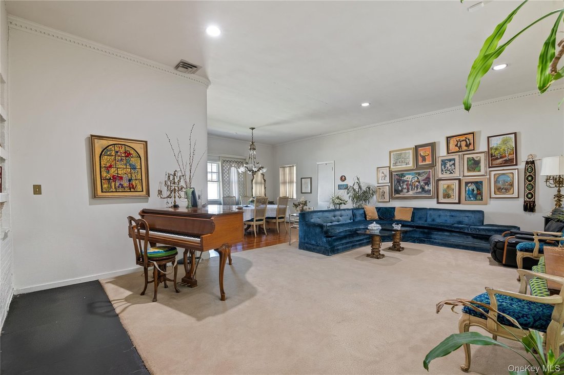 House in Woodmere, New York, United States 4 - 18199610