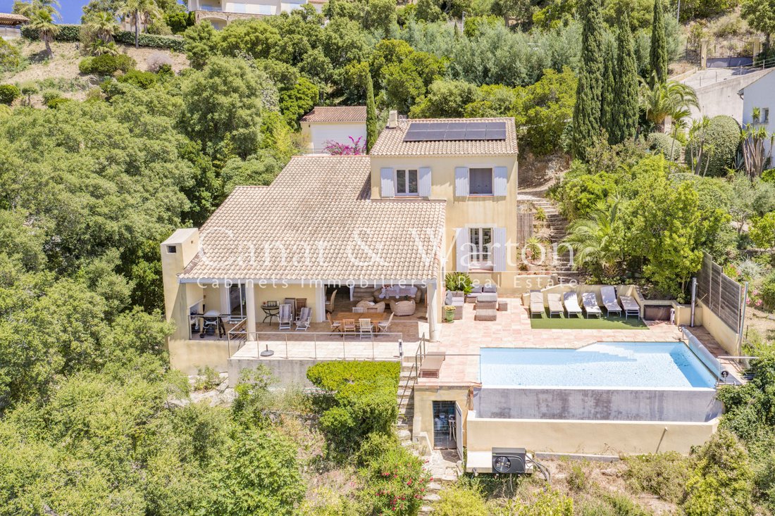 Villa in Rayol-Canadel-sur-Mer, Provence-Alpes-Côte d'Azur, France 3 - 18010106