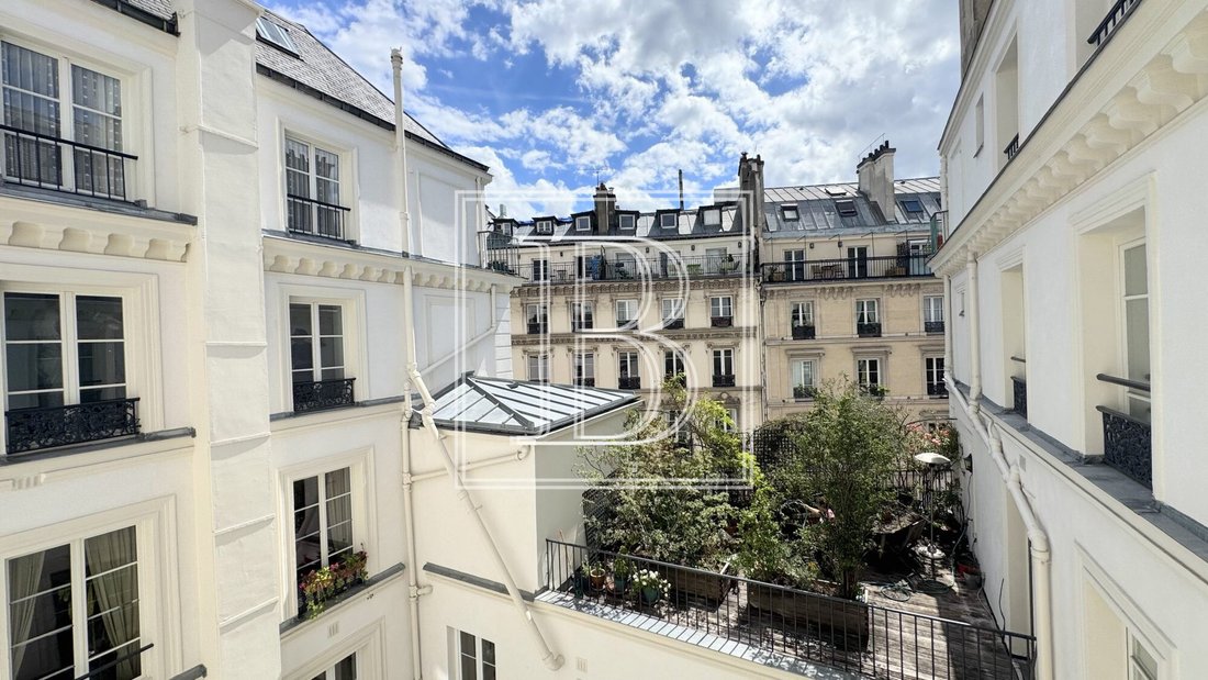 Apartment in Enfants Rouges, Paris 3e Arrondissement, Paris 1 - 18206883