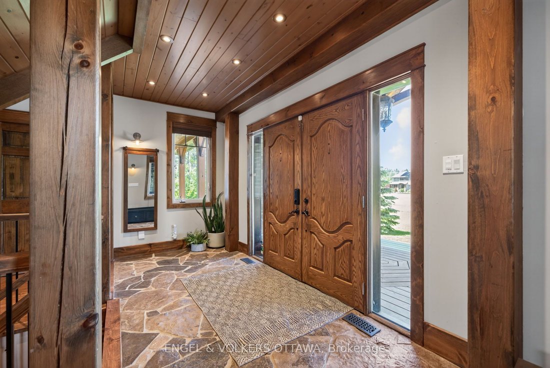 House in Ottawa, Ontario, Canada 5 - 18205670