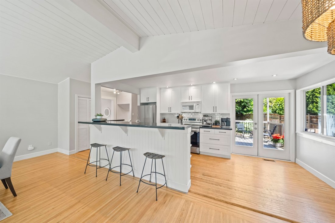 House in Delta, British Columbia, Canada 4 - 18205634
