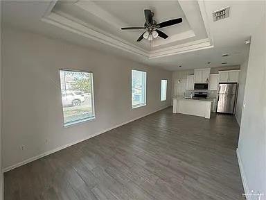 McAllen, Texas, United States 5 - 18203511