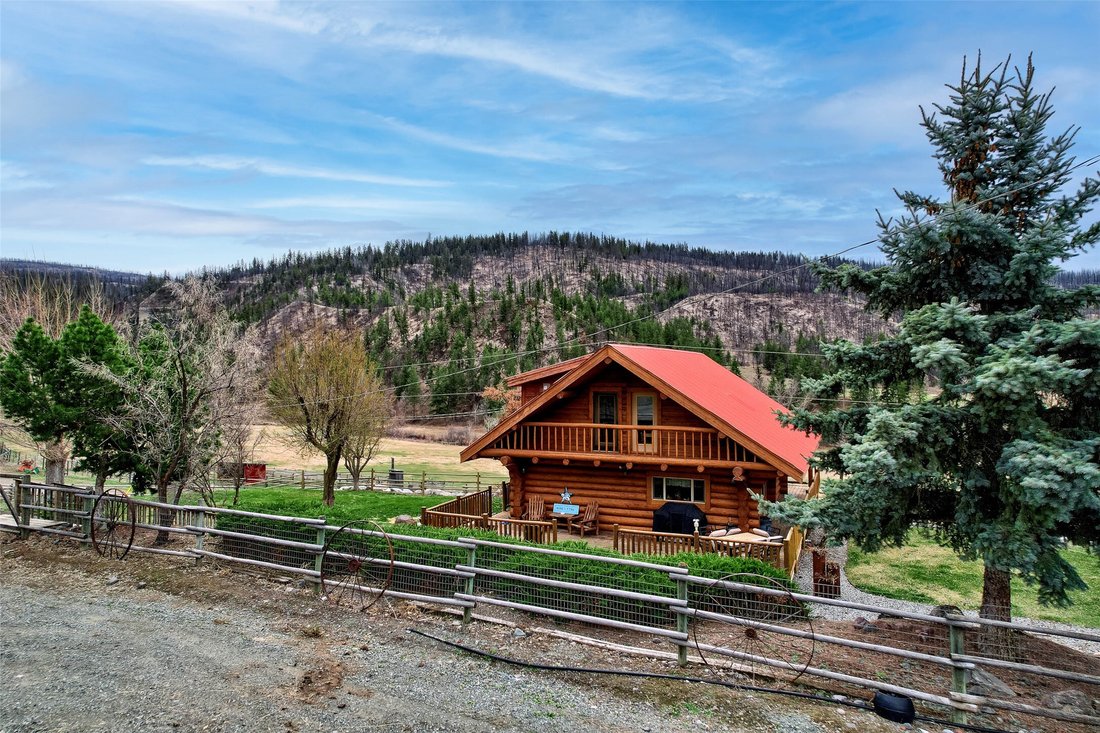 House in Cache Creek, British Columbia, Canada 4 - 18205566