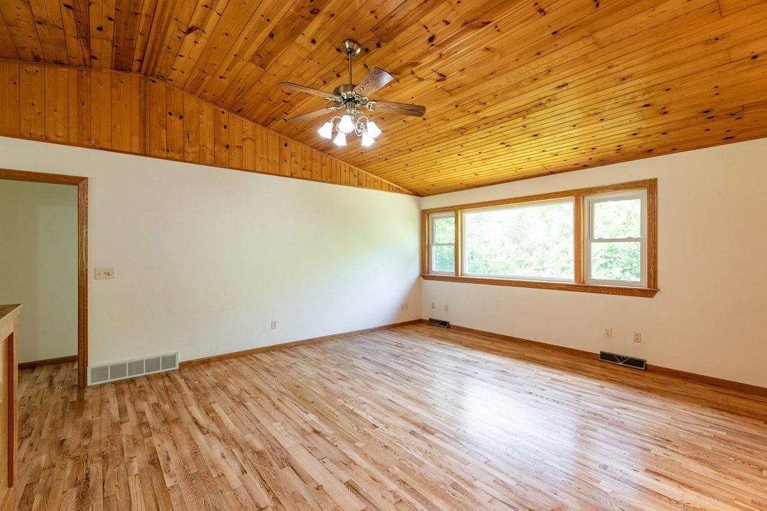 House in Holmen, Wisconsin, United States 5 - 18041733