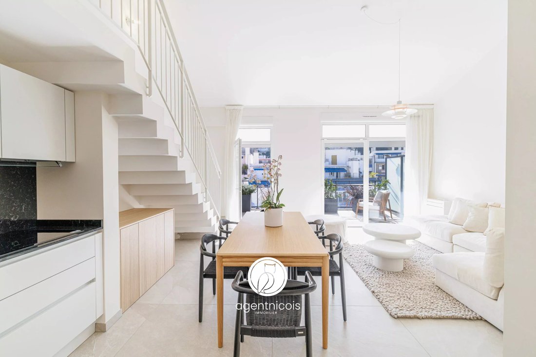 Appartement à Nice, Provence-Alpes-Côte d'Azur, France 1 - 17494075