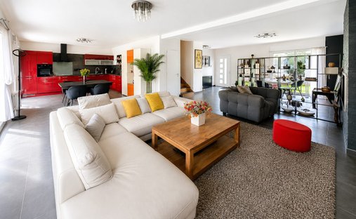 Villa in Le Plessis-Trévise, Ile-de-France, France 1