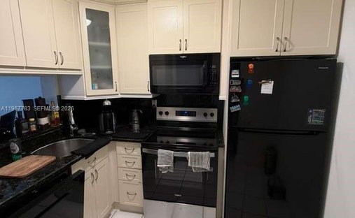 Condo in Miami Gardens, Florida, United States 1