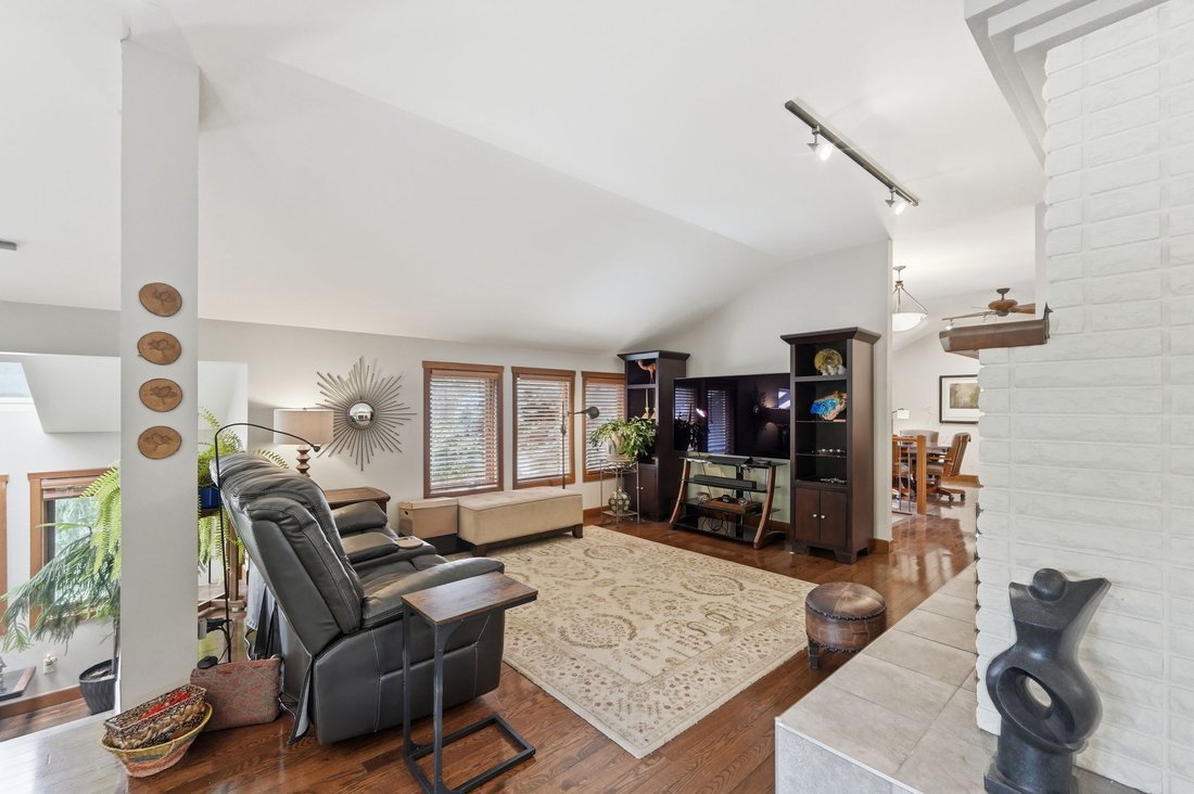 House in Penticton, British Columbia, Canada 3 - 18205530