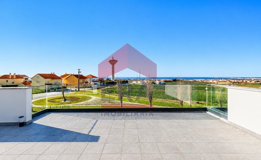 House in Atouguia da Baleia, Leiria District, Portugal 1