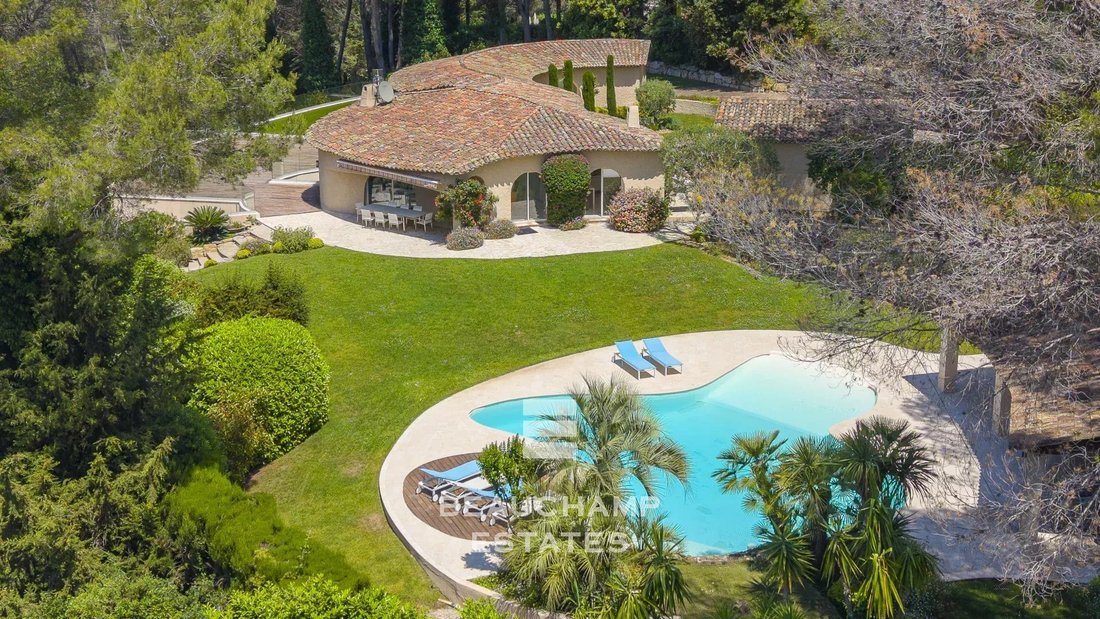 Villa in Les Indes les-Groulles, Mouans-Sartoux, France 1 - 18201546