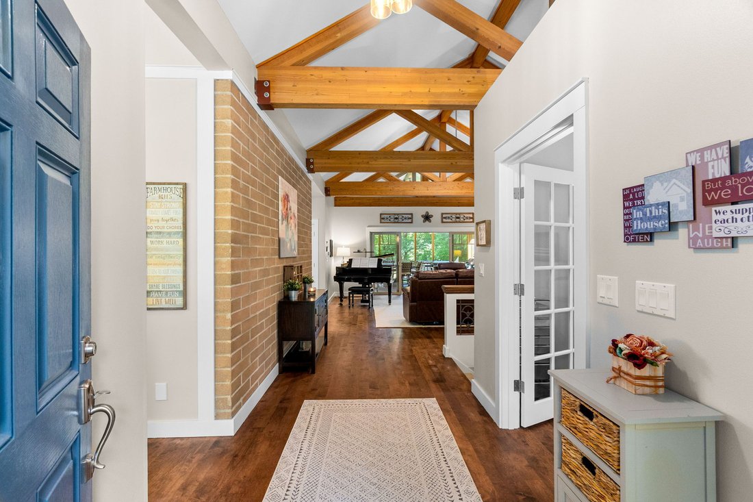 House in Rainier, Washington, United States 4 - 18202022