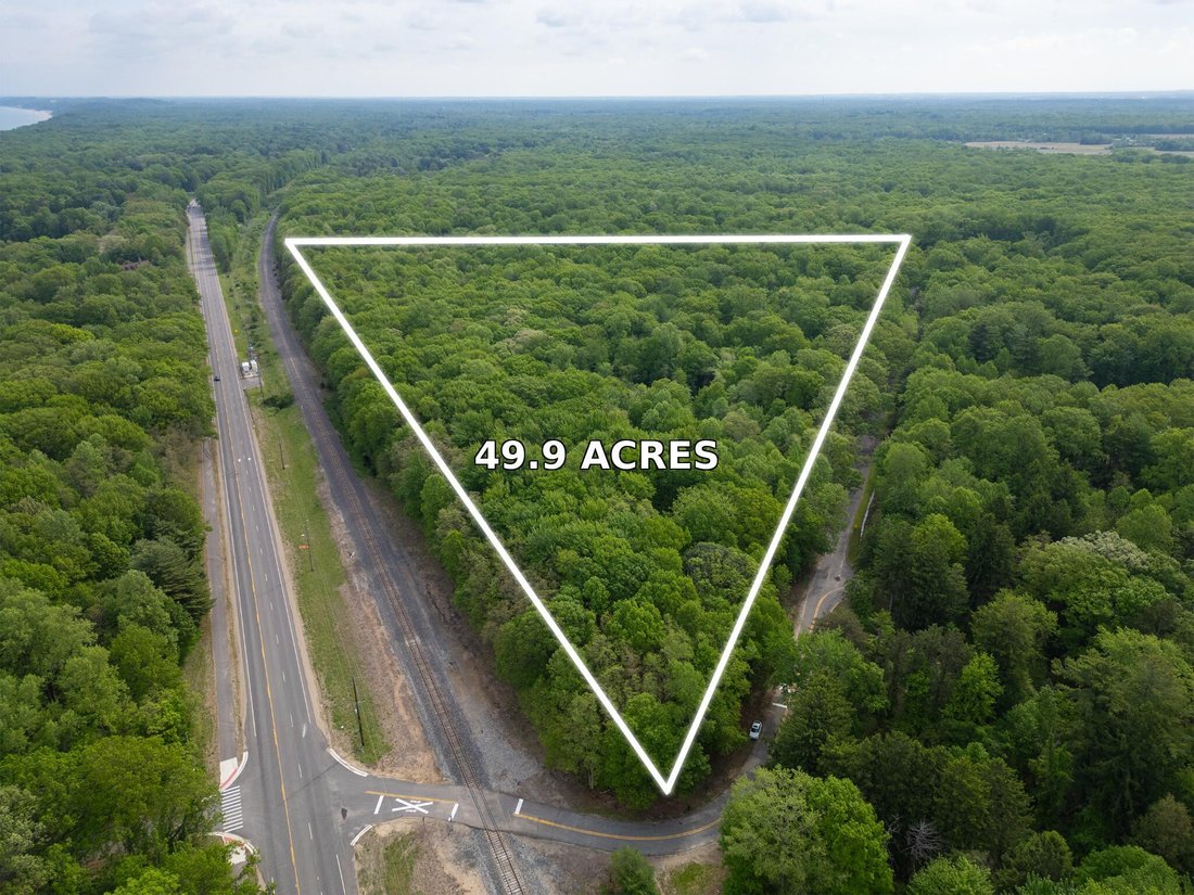 Land in Three Oaks, Michigan, United States 1 - 18205573