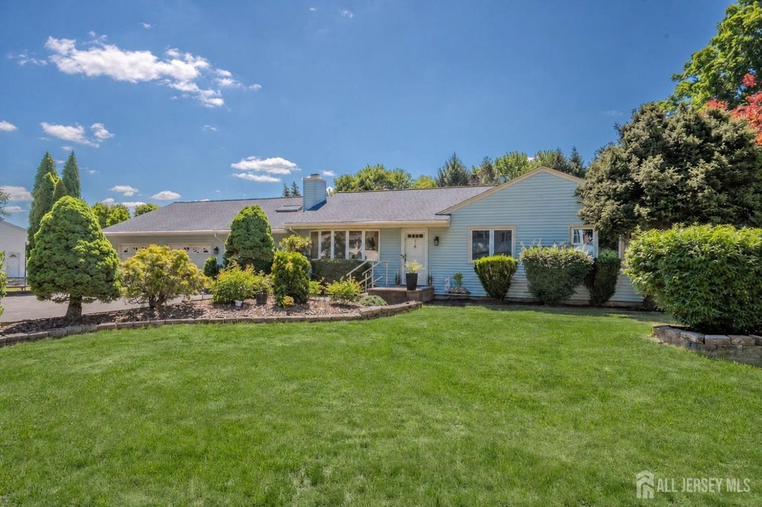 House in North Brunswick Township, New Jersey, United States 1 - 18206353