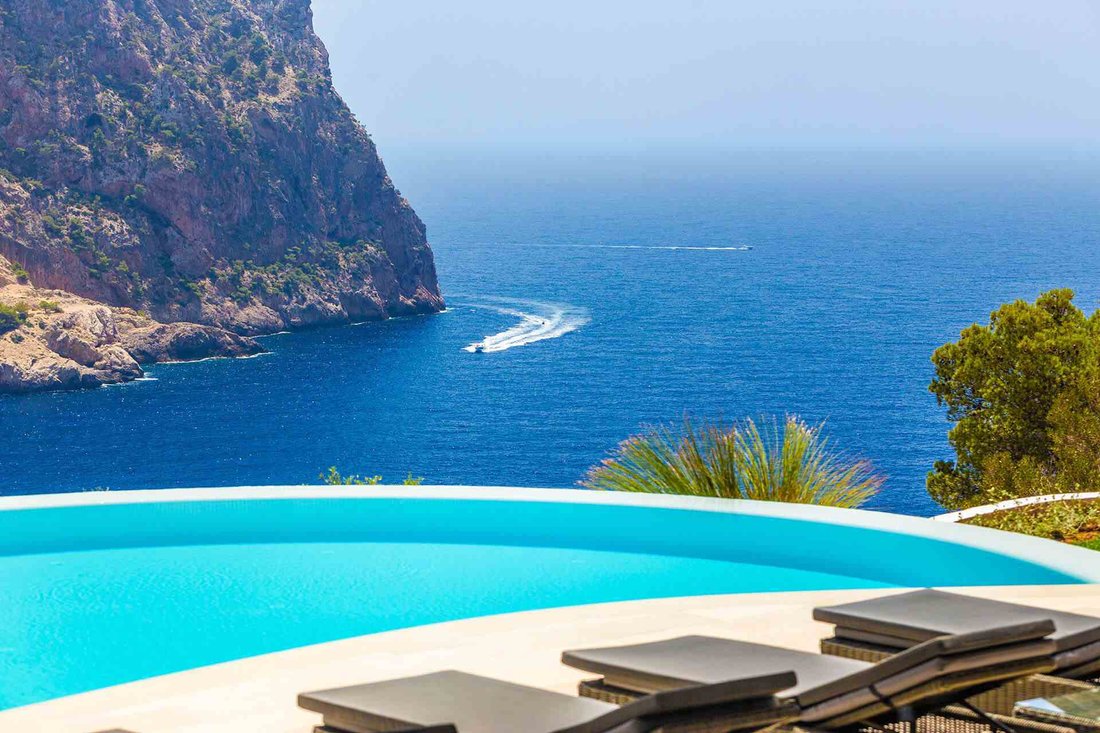Villa in Port d'Andratx, Andratx, Balearic Islands 2 - 18200298