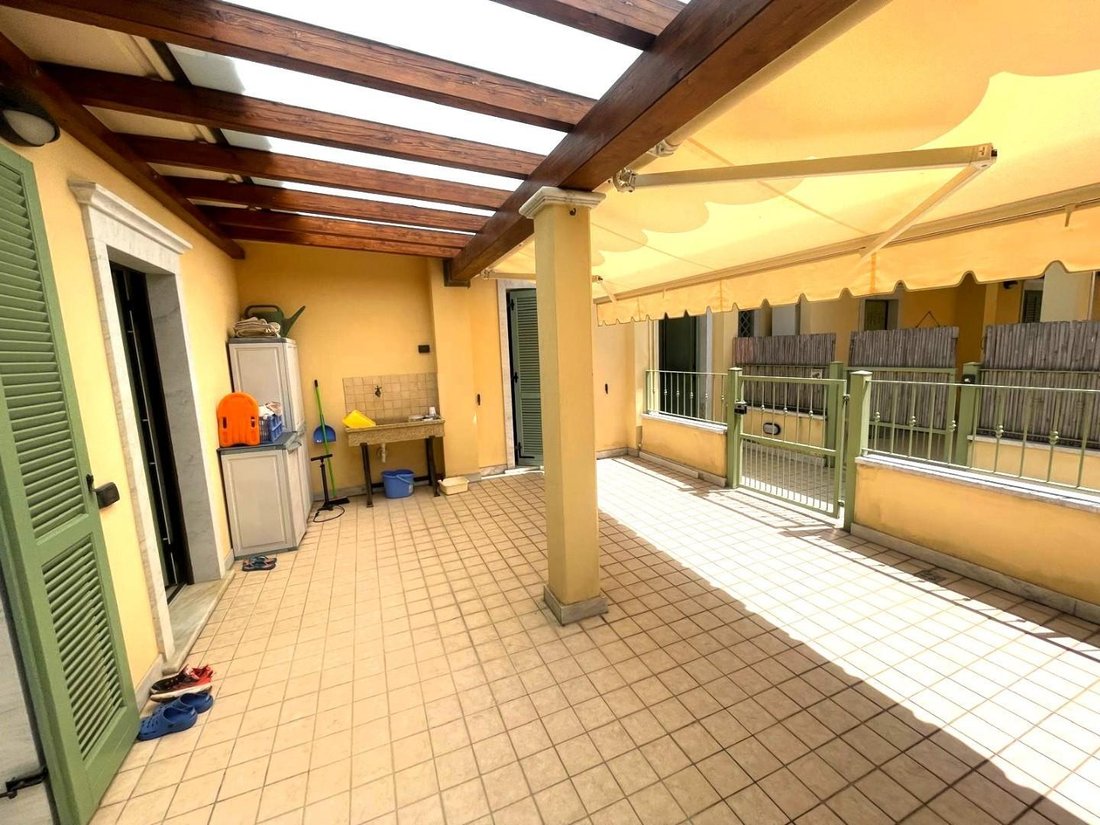 Apartment in Ronchi, Massa, Italy 2 - 15510852