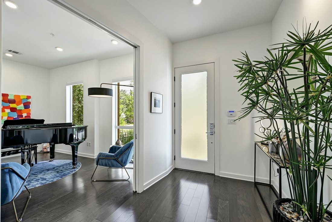 Condo in Austin, Texas, United States 5 - 18200082