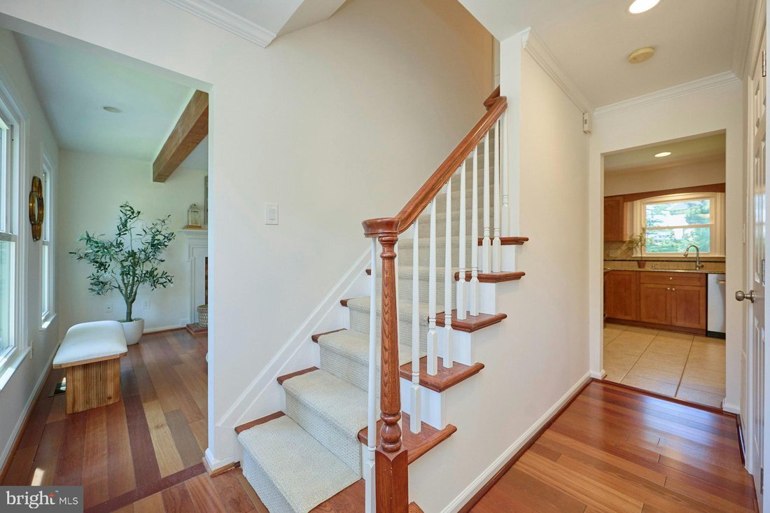 House in Burke, Virginia, United States 2 - 18206354