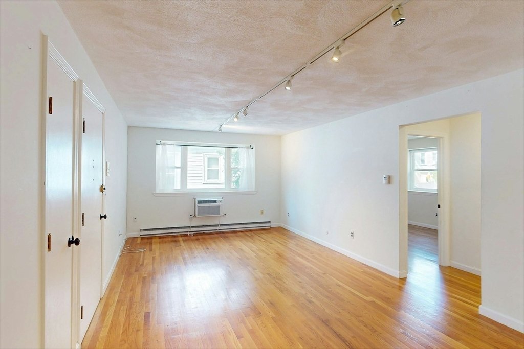 Condo in Cambridge, Massachusetts, United States 2 - 18205549