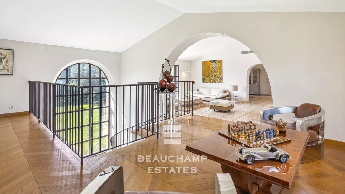 Villa in Mougins, Provence-Alpes-Côte d'Azur, France 5 - 15534902