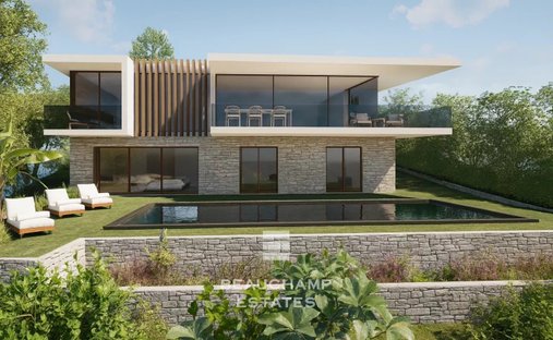 Villa in Sainte Catherine, Le Cannet, France 1