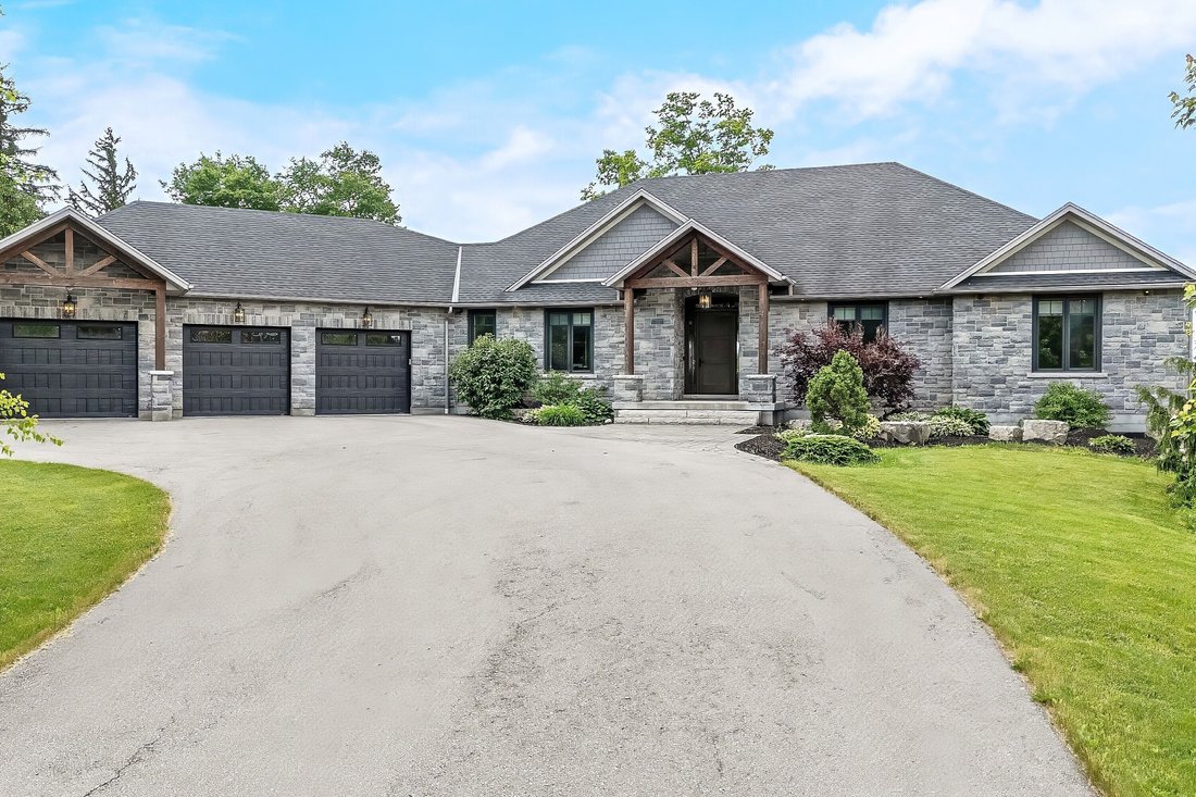 House in Milton, Ontario, Canada 5 - 18201343