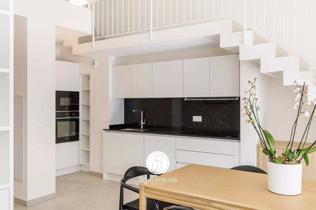 Appartement à Nice, Provence-Alpes-Côte d'Azur, France 4 - 17494075