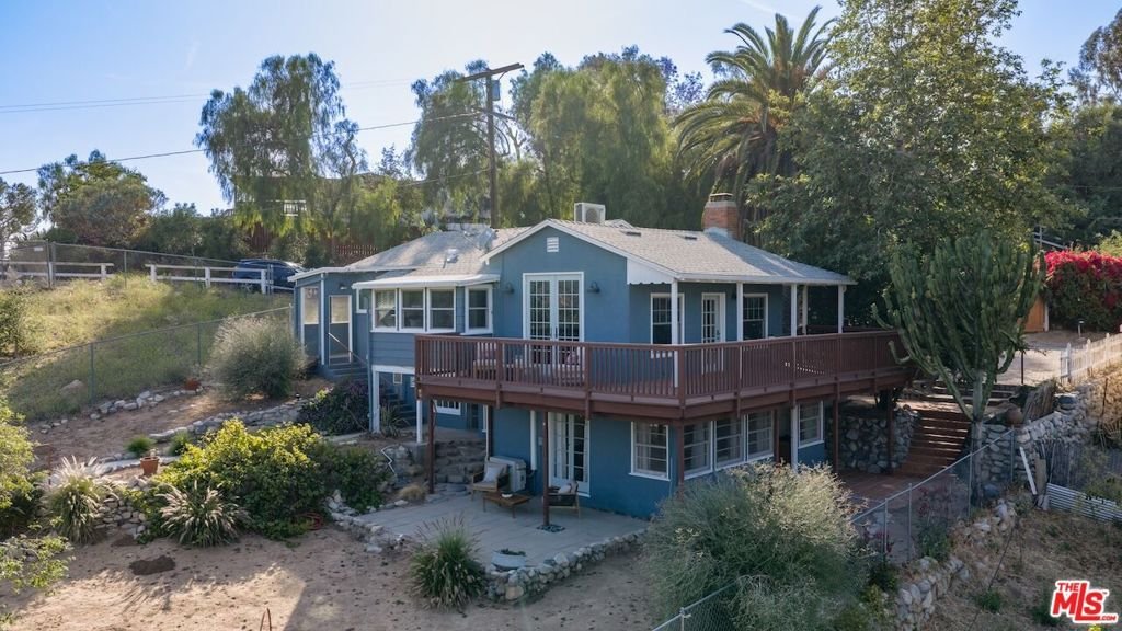 Los Angeles, California, United States 2 - 18203415