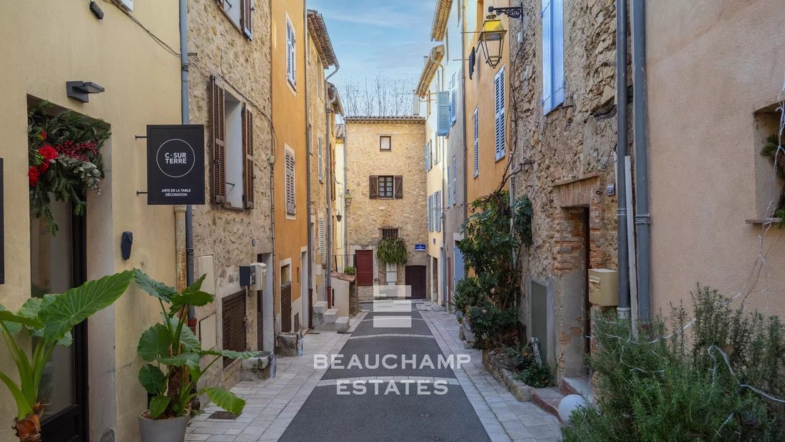 Villa in Valbonne, Provence-Alpes-Côte d'Azur, France 1 - 16898716