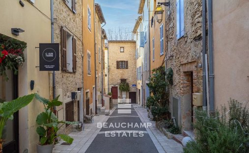 Villa in Valbonne, Provence-Alpes-Côte d'Azur, France 1