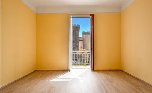 Appartement à Naples, Campanie, Italie 1