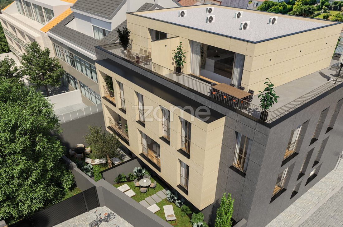 Apartment in Lordelo do Ouro e Massarelos, Porto District, Portugal 1 - 18206256