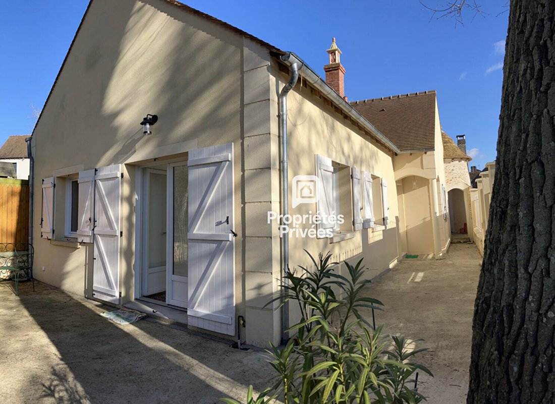 Villa in Thoiry, Ile-de-France, France 1 - 18205989