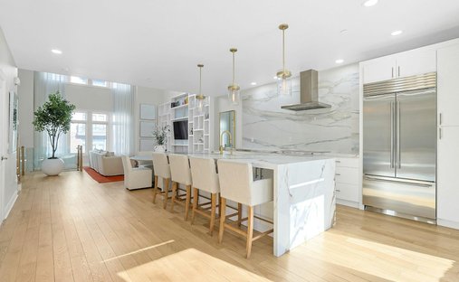 Condo in Village of Pelham, New York, United States 1