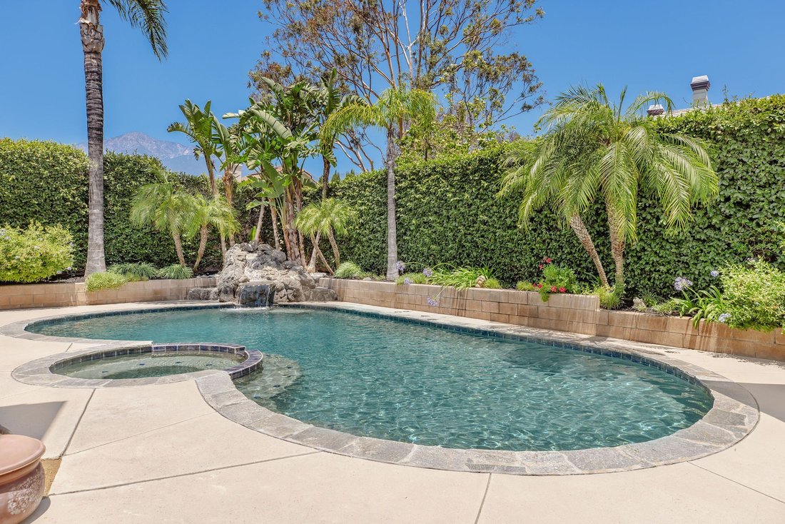 House in Rancho Cucamonga, California, United States 4 - 18201755