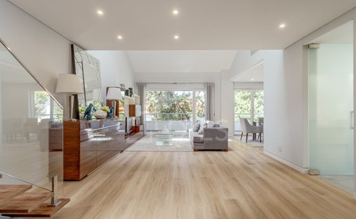 Apartment in Carcavelos e Parede, Lisbon, Portugal 1