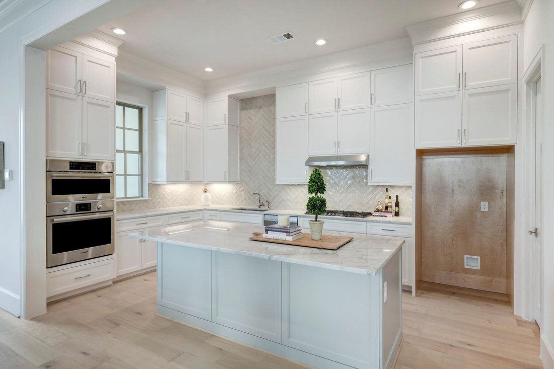 House in Houston, Texas, United States 3 - 18204839