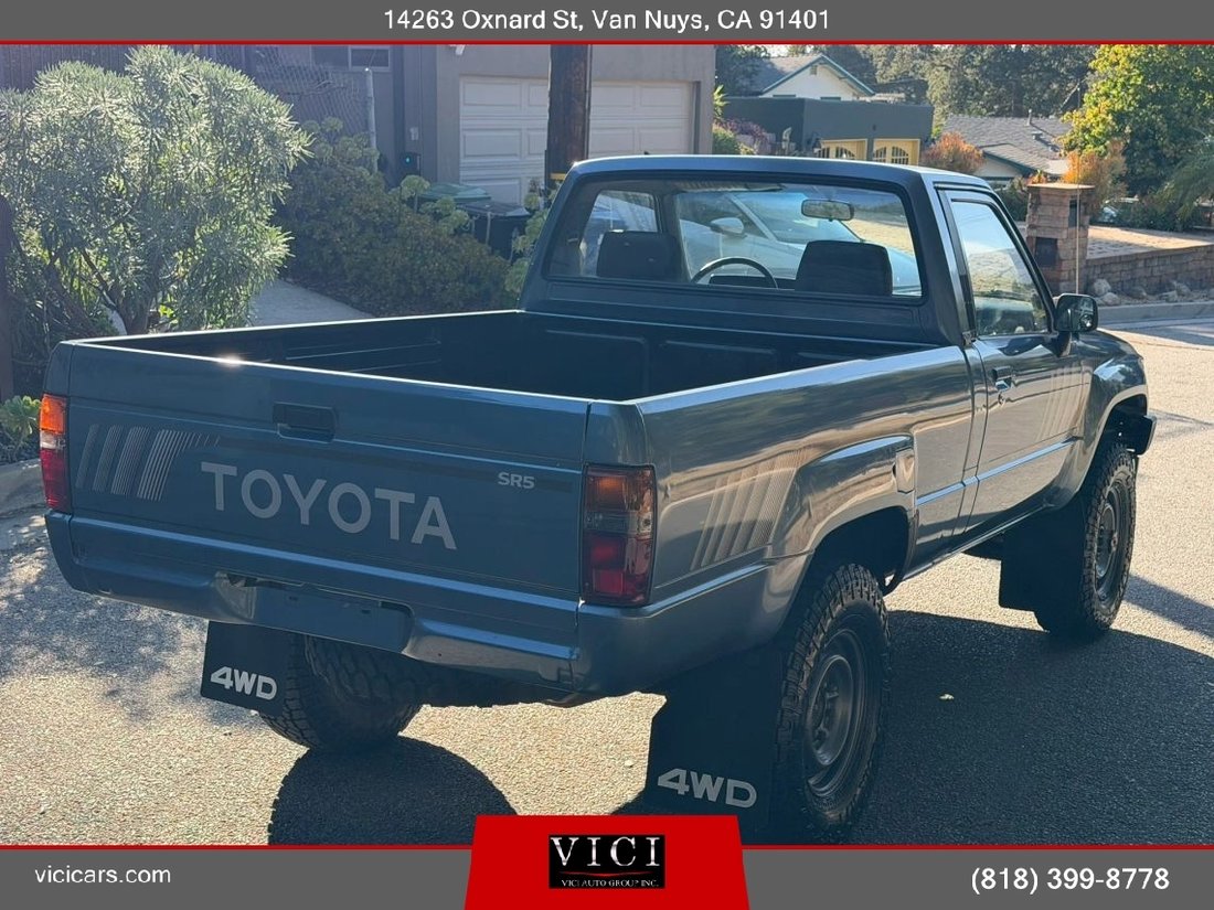 Pickup in Van Nuys, CA, United States 5 - 18201899