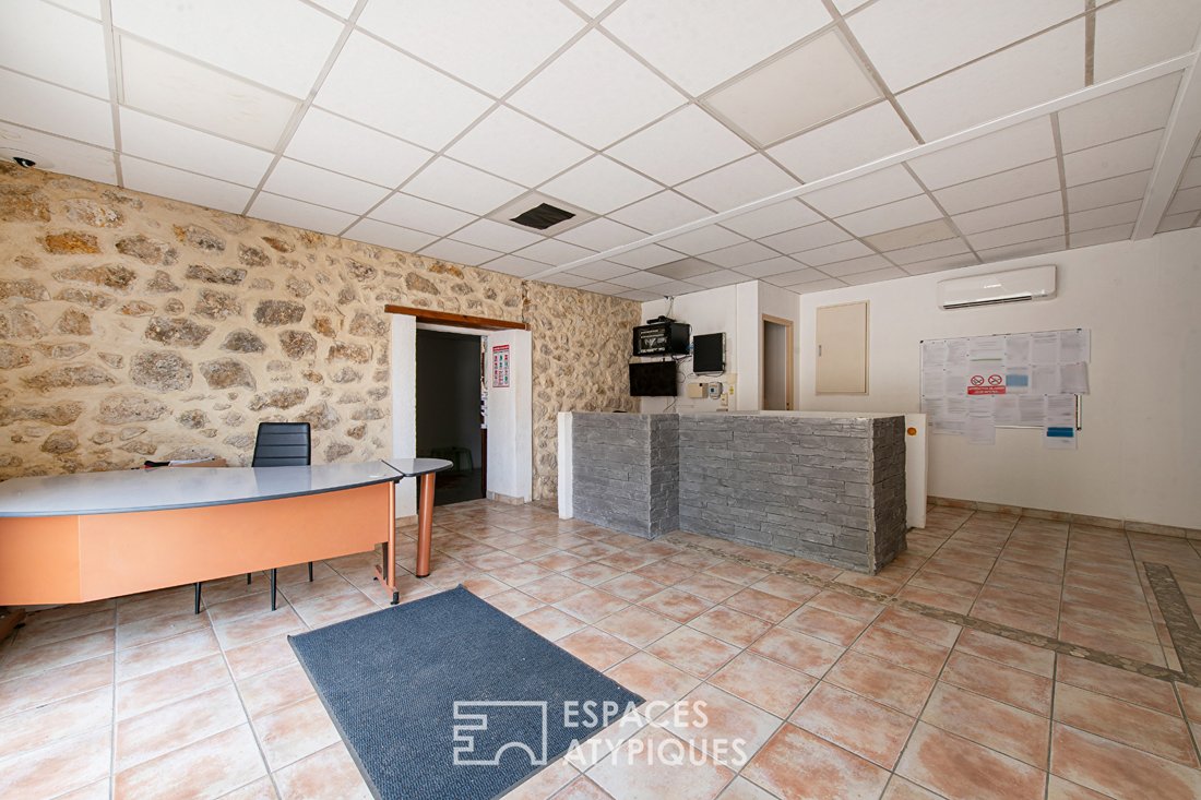 Sainte-Tulle, Provence-Alpes-Côte d'Azur, France 3 - 18205972
