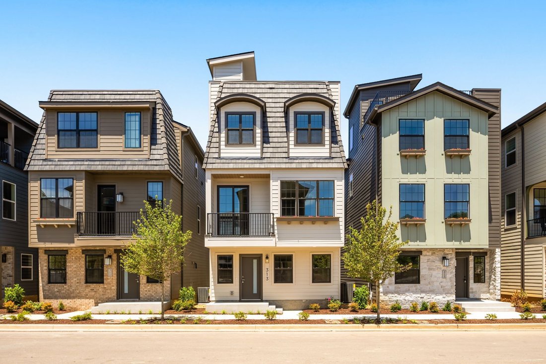 Co Op in Nashville, Tennessee, United States 1 - 18204981
